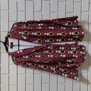L&B Bergandy Sunflower/Daisy Bell Sleeve Cardigan Jacket. Size Large NWOT